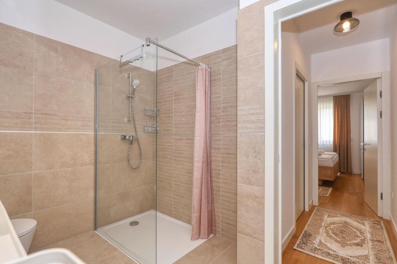 Apartments Luna With Free Parking Zadar Exterior photo