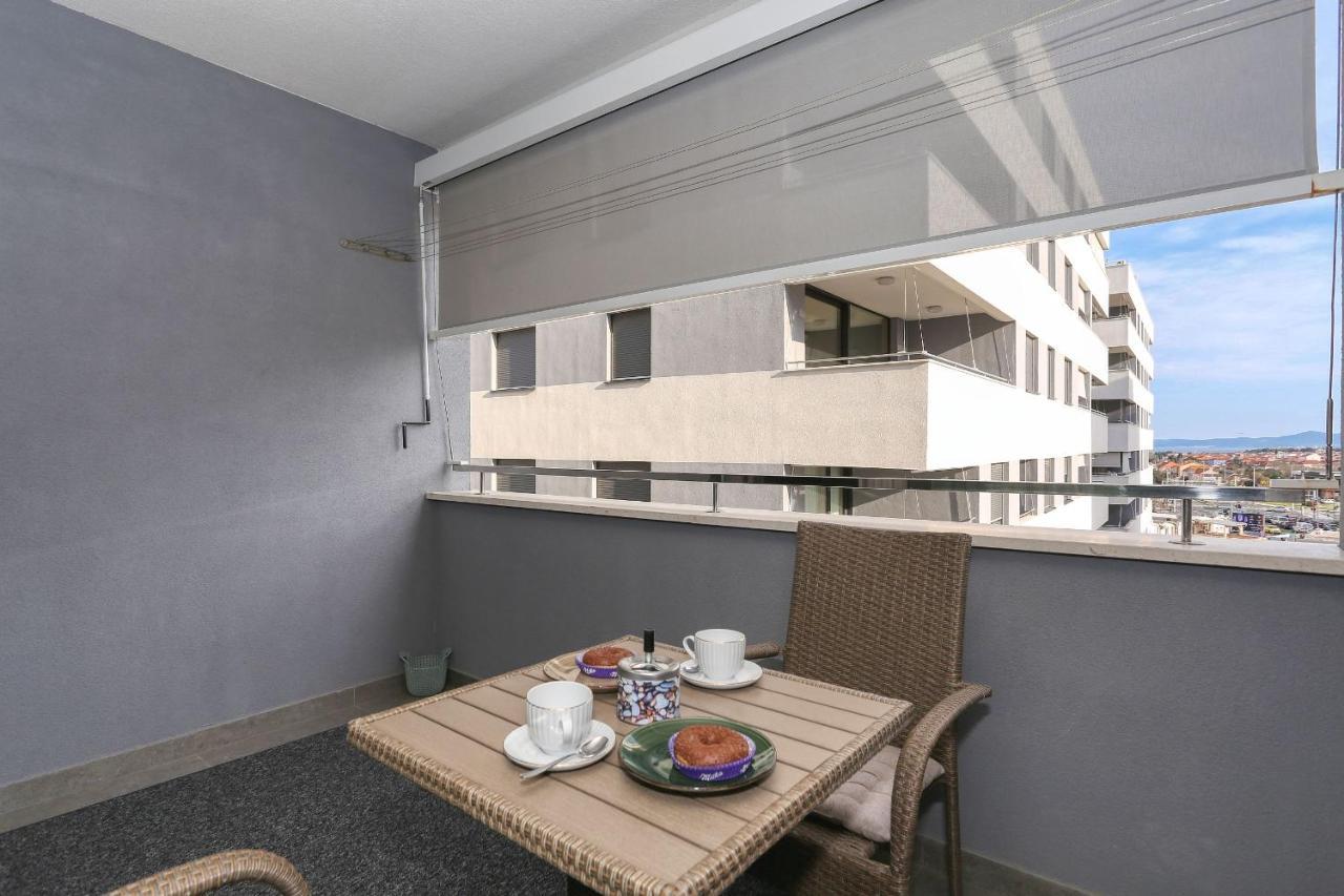 Apartments Luna With Free Parking Zadar Exterior photo