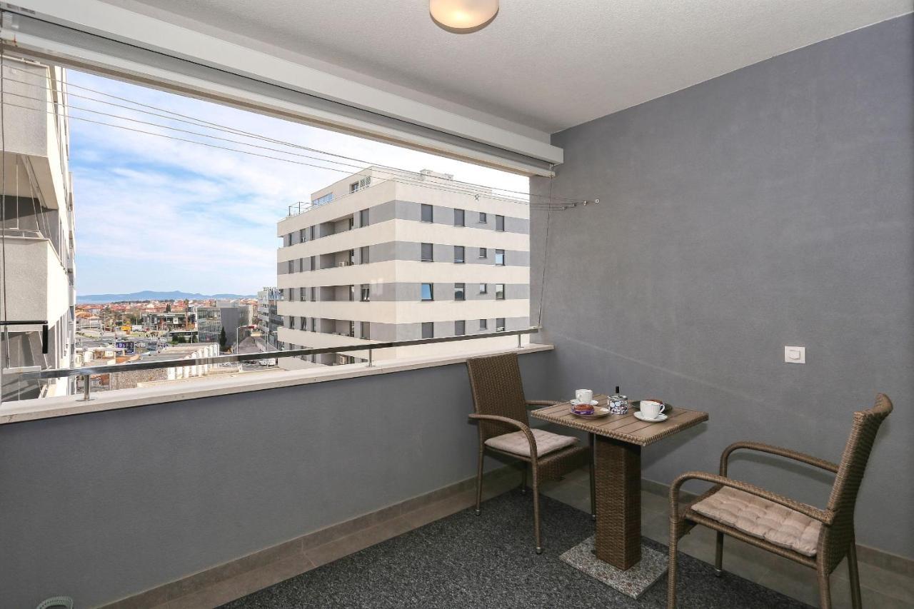Apartments Luna With Free Parking Zadar Exterior photo