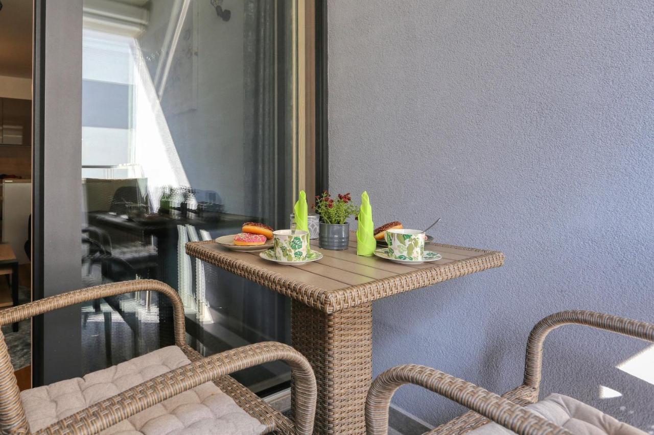 Apartments Luna With Free Parking Zadar Exterior photo