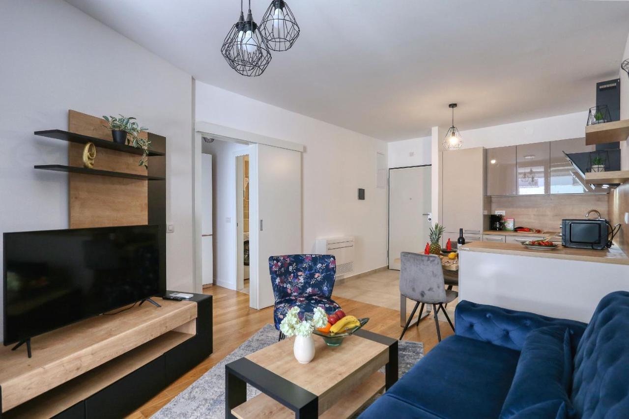 Apartments Luna With Free Parking Zadar Exterior photo